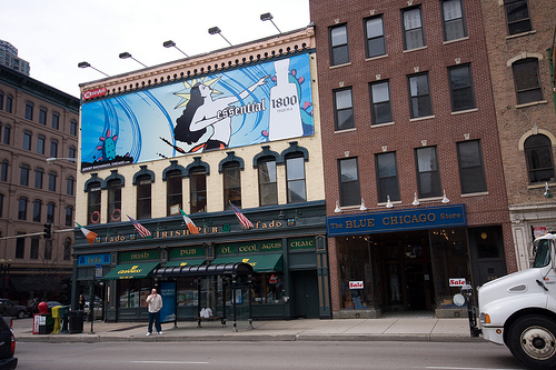 Fado Chicago Exterior