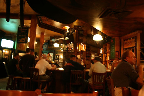 Fado Chicago Crowd